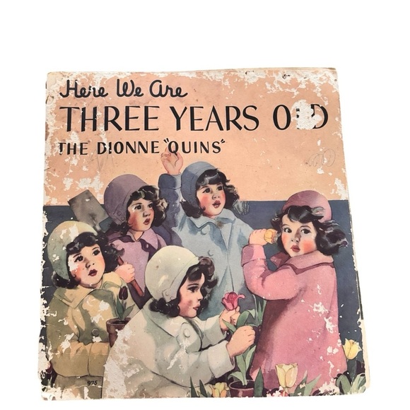 VTG 1937 Here We Are Three Years Old The Dionne Quins Illustrate Paperback Book - Picture 1 of 6